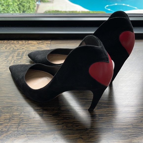 Dior Black Suede Heart Pumps - Picture 3 of 3